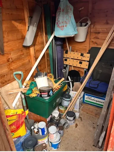 Urgent Garden Clearance – Quick Turnaround Urgent Garden Clearance